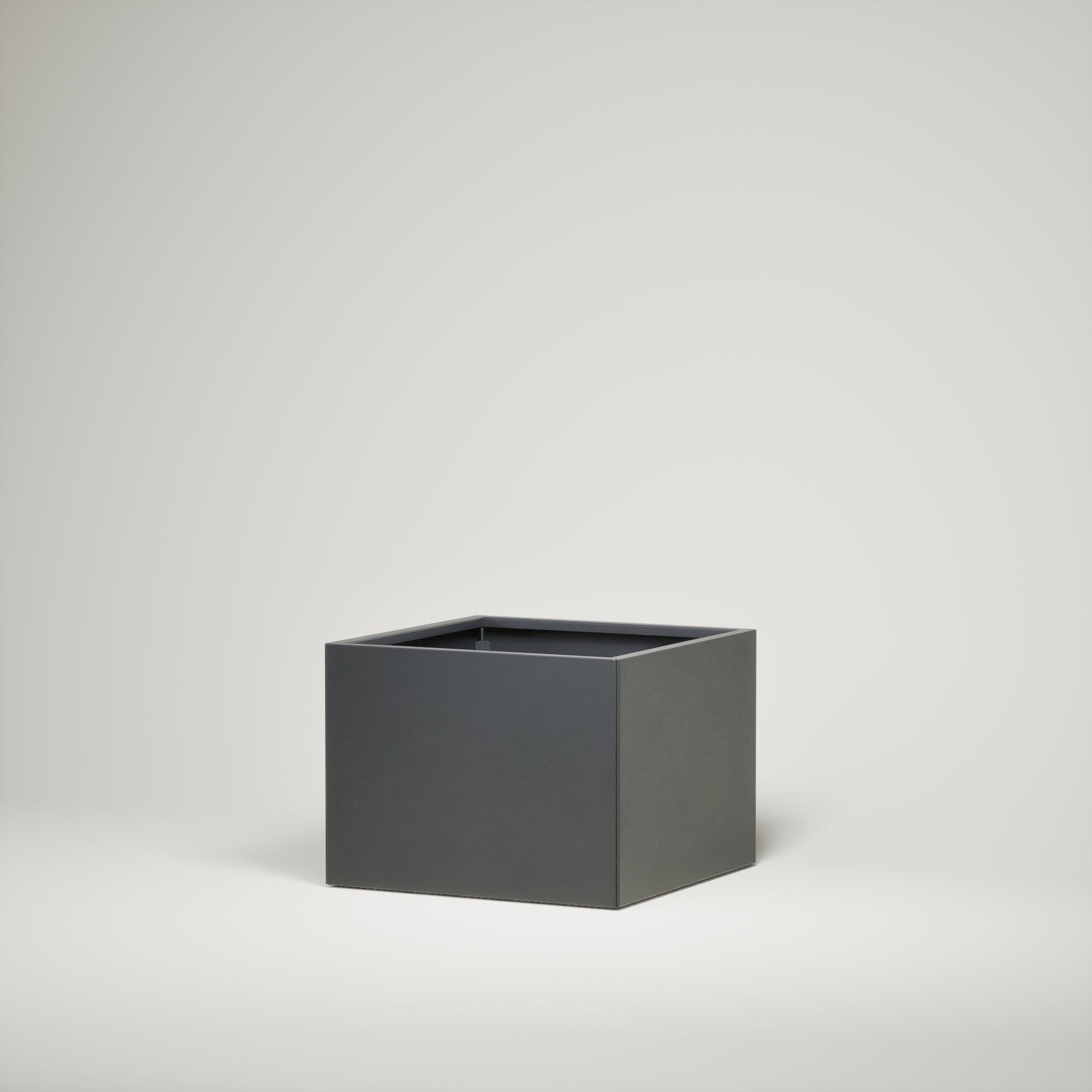 Planters RAL 7016 I Flat Pack